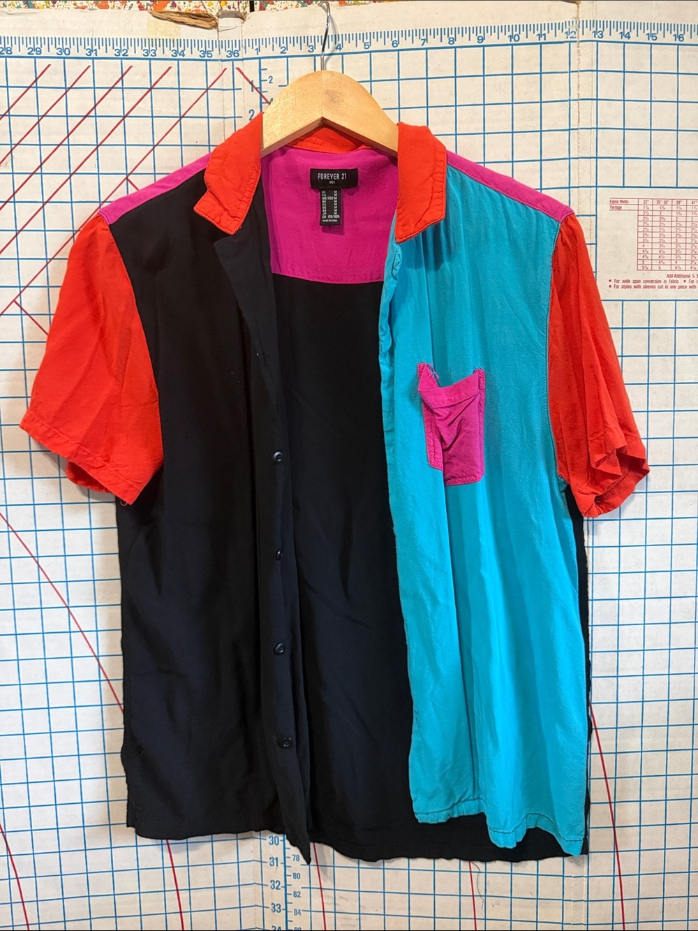 Forever 21 Colorblock Short-Sleeve Button-Up Shirt in Black, Teal, Red & Pink